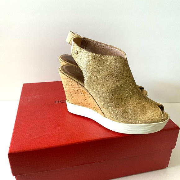 Donald J Pliner Women’s size 5 Platform Wedges heel open toe - Picture 3 of 9